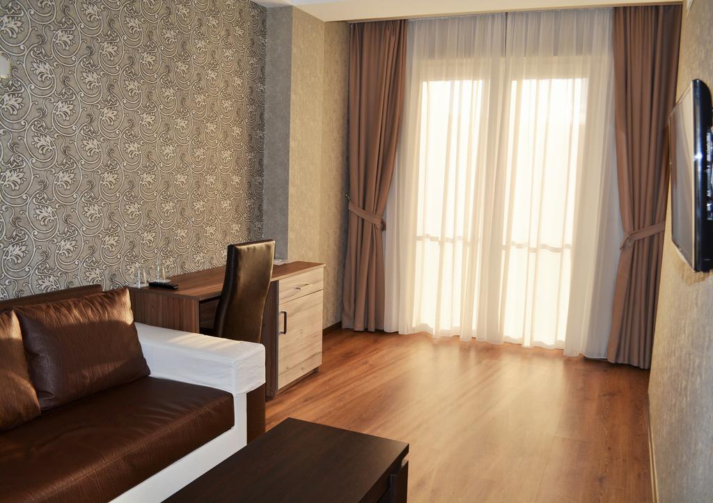 Hotel Gureli Tiflis Habitación foto