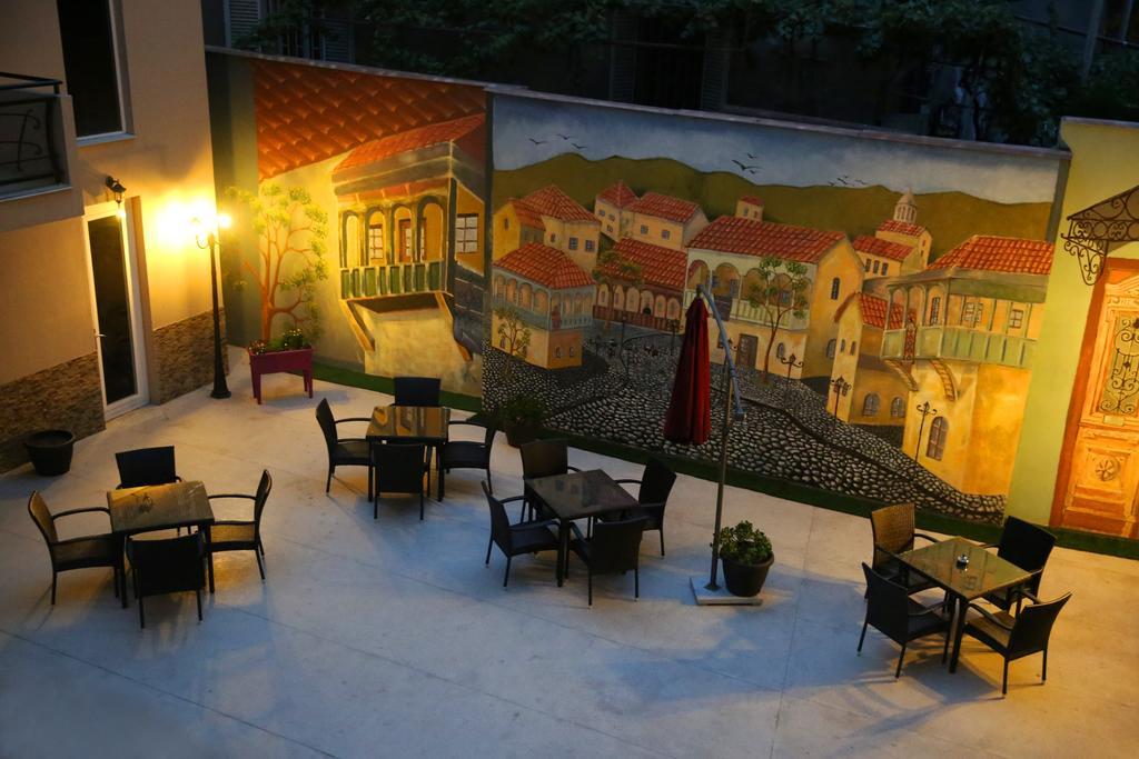 Hotel Gureli Tiflis Exterior foto